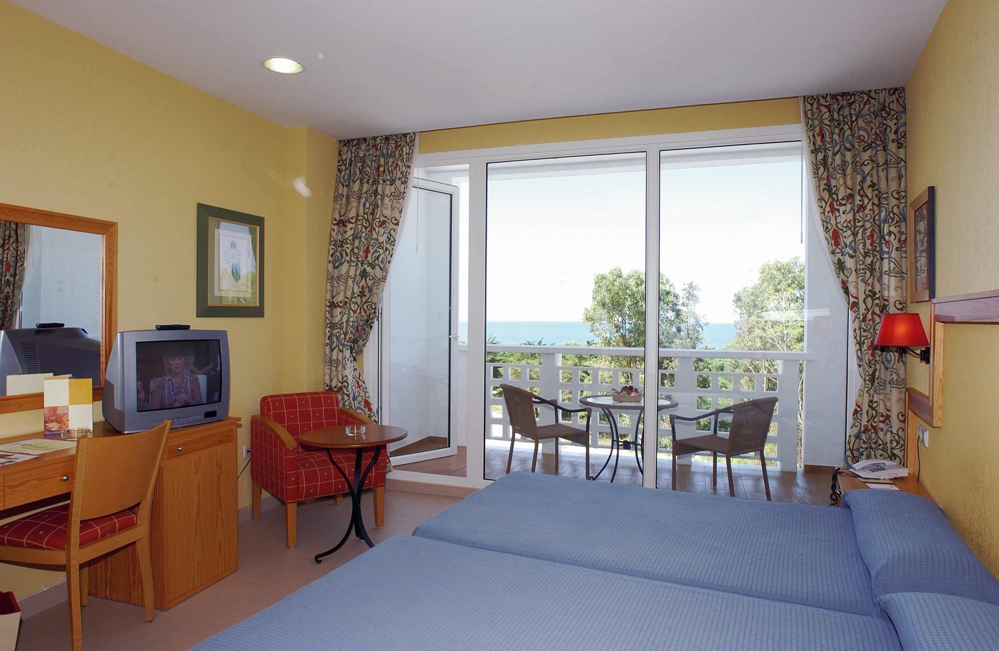 Hotel Costa Conil By Fuerte Group Conil De La Frontera Bilik gambar