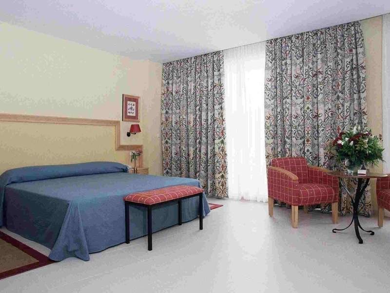 Hotel Costa Conil By Fuerte Group Conil De La Frontera Luaran gambar