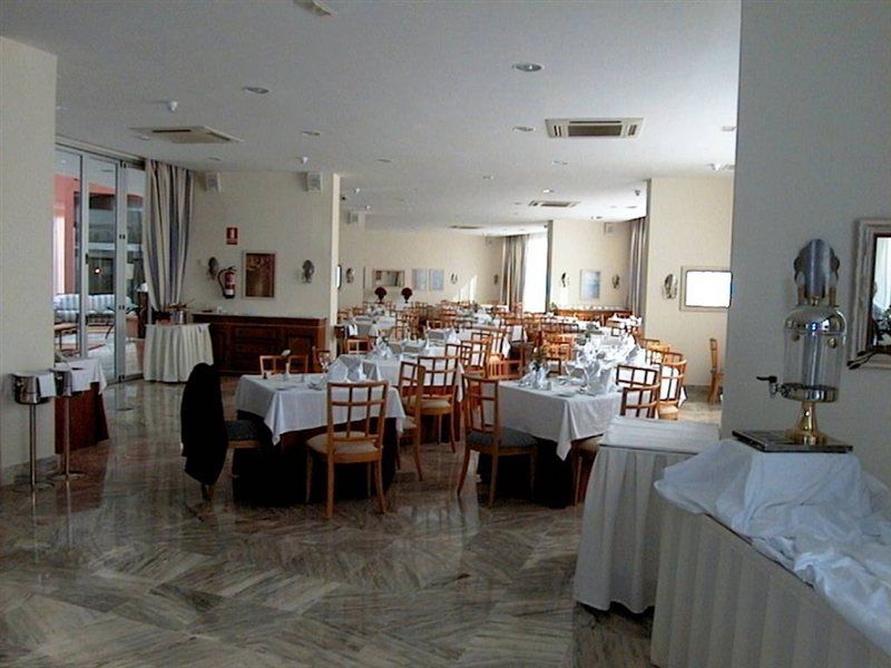 Hotel Costa Conil By Fuerte Group Conil De La Frontera Luaran gambar